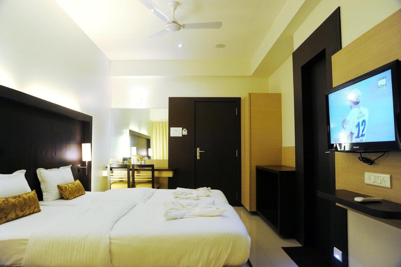 Hotel Sea Fans รัตนากีรี ภายนอก รูปภาพ